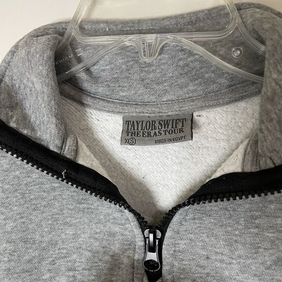Taylor Swift The Eras Tour 1/4 Zip Sweatshirt Gray long sleeve Official Merc XS - Picture 2 of 7